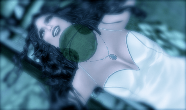 #5green3_013~photo Karima Hoisan~Sim DB Bailey's Locus